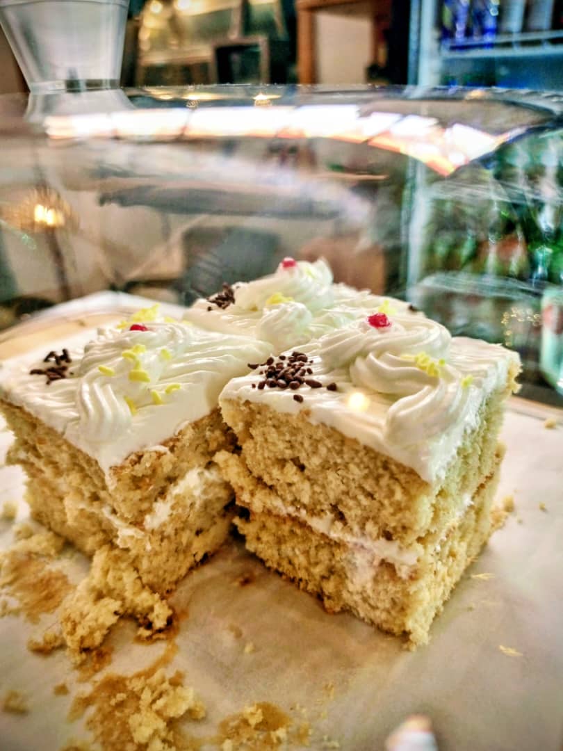 Vanilla Cream Cake